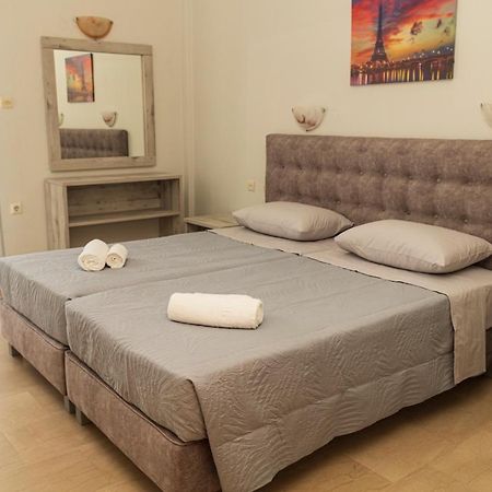Vicky Apartment Hanioti Bagian luar foto