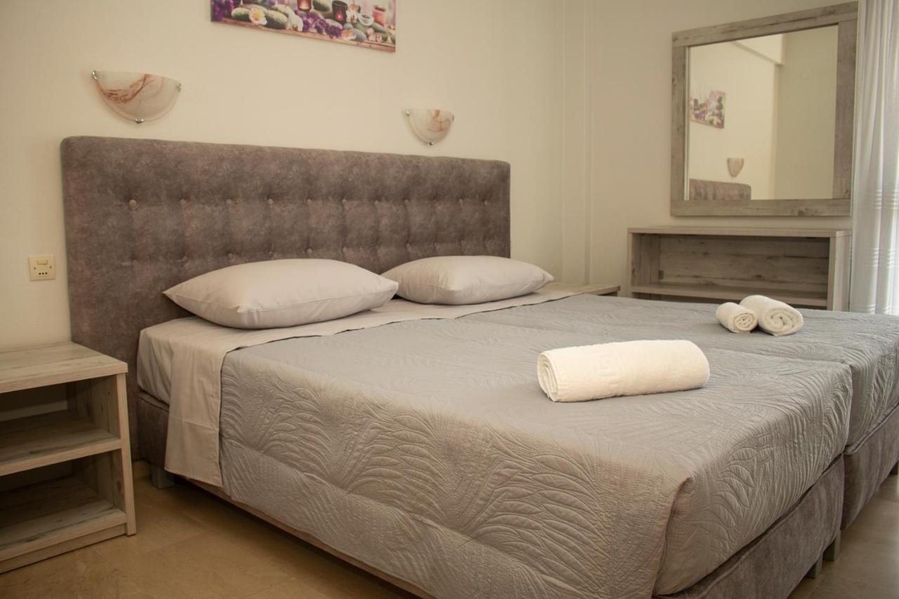 Vicky Apartment Hanioti Bagian luar foto