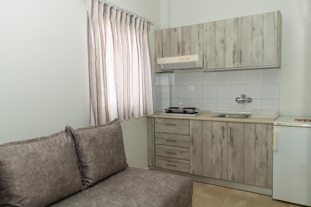 Vicky Apartment Hanioti Bagian luar foto