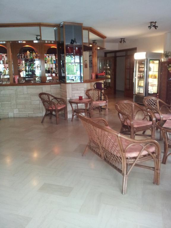 Vicky Apartment Hanioti Bagian luar foto