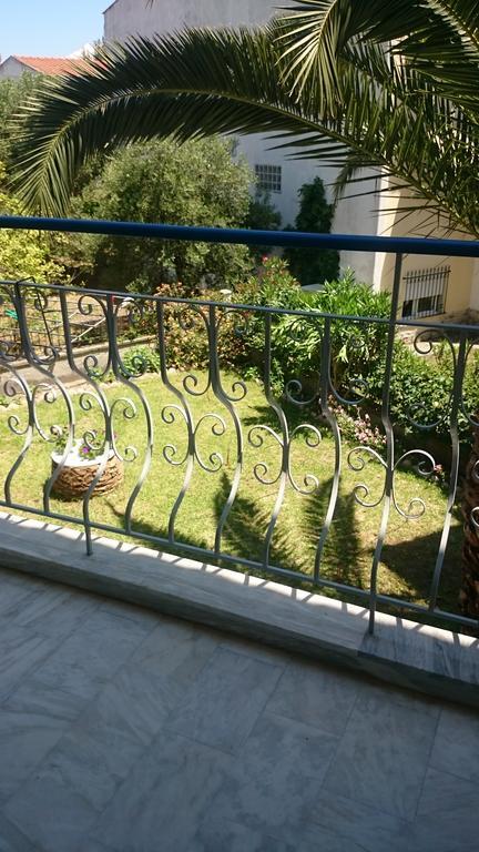 Vicky Apartment Hanioti Bagian luar foto
